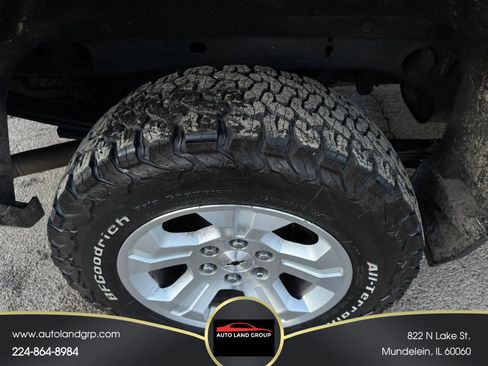 Used 2018 Chevrolet Silverado 1500 LT w/ All Star Edition image 27