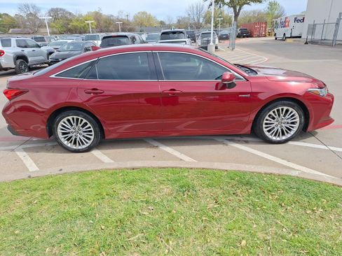 Used 2020 Toyota Avalon Limited w/ Advanced Safety Package image 7