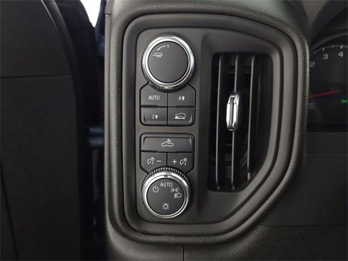 Used 2024 GMC Sierra 1500 Pro w/ Graphite Edition image 17