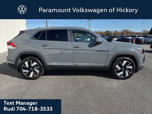 New 2026 Volkswagen Atlas Cross Sport SEL image 8