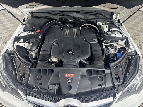 Used 2017 Mercedes-Benz E 400 E 400 image 37