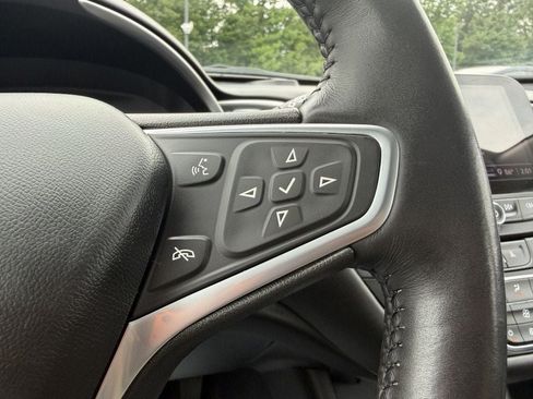 Used 2022 Chevrolet Malibu LT w/ Leather Package FWD image 15