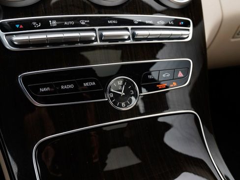 Used 2020 Mercedes-Benz C 300 4MATIC Sedan image 71