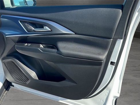 Used 2024 Chevrolet Equinox EV LT image 26