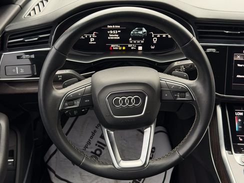 Used 2021 Audi Q8 Prestige w/ Prestige Package AWD/4WD image 17