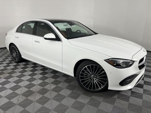 Used 2026 Mercedes-Benz C 300 4MATIC Sedan image 2