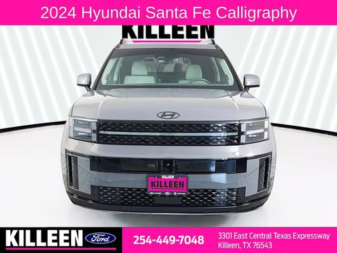 Used 2024 Hyundai Santa Fe Calligraphy FWD image 2