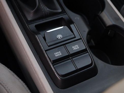 Used 2020 Hyundai Tucson SE FWD image 17