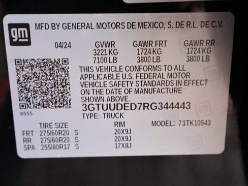 Used 2024 GMC Sierra 1500 SLT w/ SLT Premium Plus Package AWD/4WD image 30