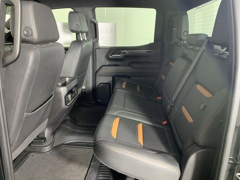 Used 2022 GMC Sierra 1500 AT4 image 29