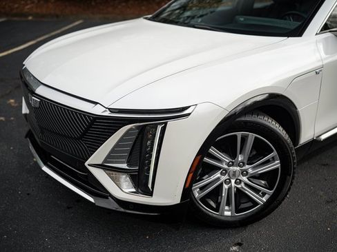 Used 2024 Cadillac Lyriq Tech image 2