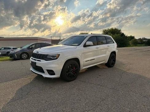 Used 2018 Jeep Grand Cherokee SRT w/ Trailer Tow Group IV AWD/4WD image 42