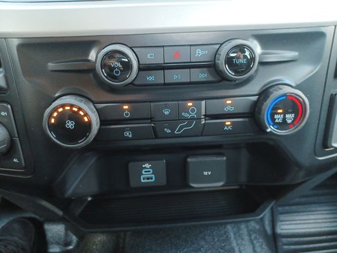 New 2026 Ford F350 XL w/ 360-Degree Camera Package image 31