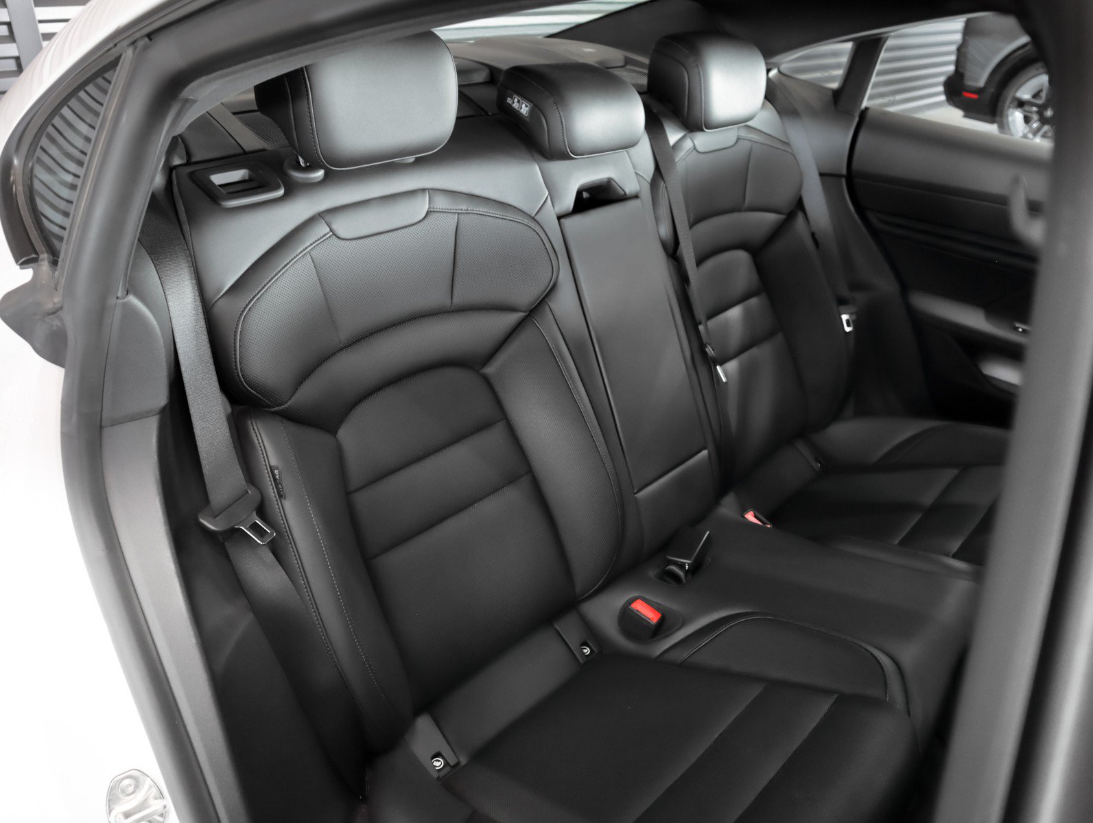 Certified 2024 Porsche Taycan RWD image 8