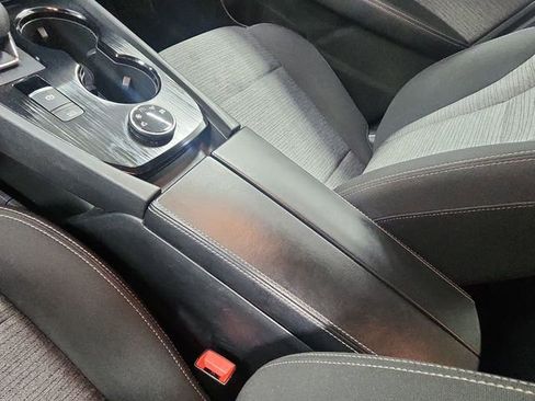 Used 2023 Nissan Rogue SV image 22