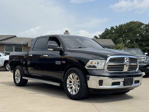 Used 2015 RAM 1500 Lone Star RWD image 3
