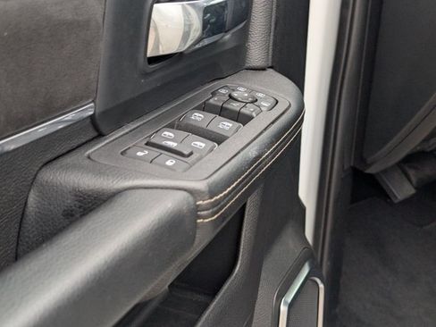 Used 2026 RAM 2500 Laramie AWD/4WD image 15