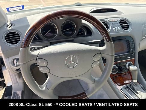 Used 2008 Mercedes-Benz SL 550 image 7
