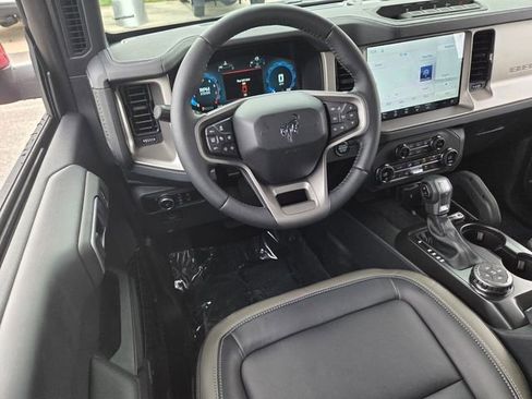 New 2026 Ford Bronco Outer Banks w/ Sasquatch Package AWD/4WD image 7