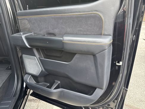 Used 2024 Ford F350 Platinum image 15