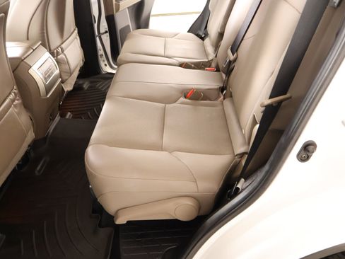 Used 2021 Lexus GX 460 Premium w/ Premium Package image 14