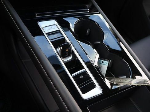 New 2026 Volkswagen Atlas SE image 25