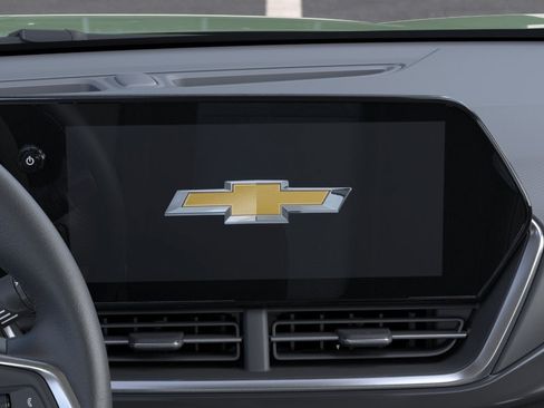 New 2025 Chevrolet Trax ACTIV w/ Driver Confidence Package FWD image 29