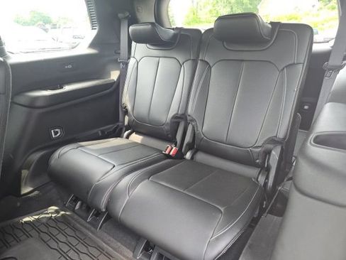 Certified 2025 Jeep Grand Cherokee L Limited AWD/4WD image 29