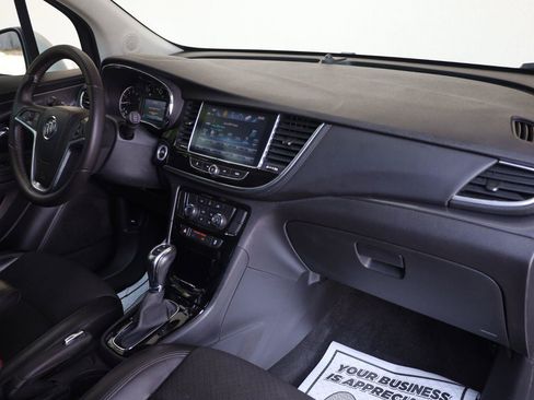 Used 2021 Buick Encore Preferred FWD image 26