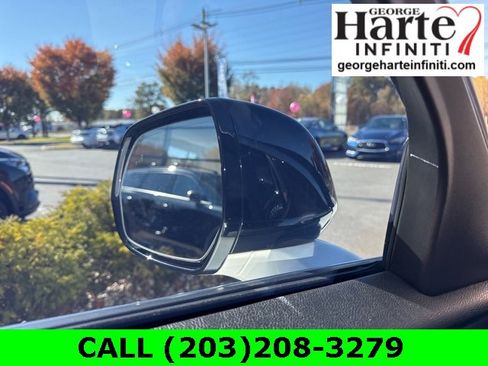 Used 2022 Lincoln Aviator AWD w/ Premium Package image 26