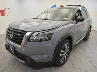 Used 2022 Nissan Pathfinder Platinum w/ Cargo Package