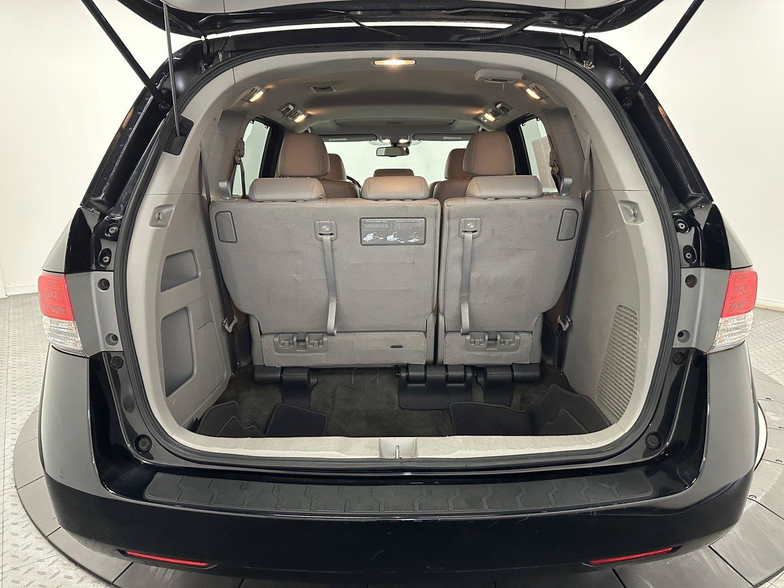 Used 2014 Honda Odyssey EX-L image 30