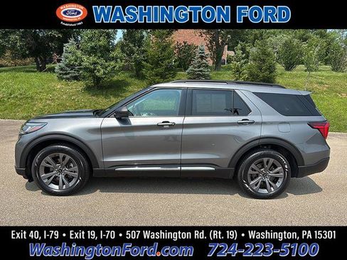 Certified 2025 Ford Explorer Active w/ Active Comfort Package AWD/4WD image 1