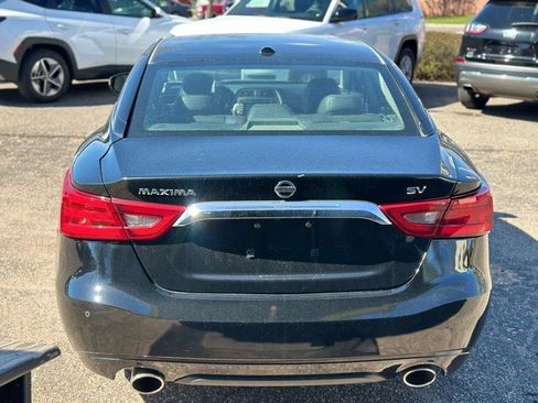 Used 2018 Nissan Maxima 3.5 SV FWD image 2