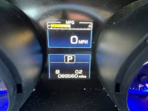 Used 2016 Subaru Outback 2.5i Limited AWD/4WD image 3