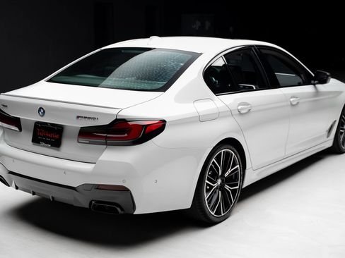 Used 2023 BMW M550i xDrive AWD/4WD image 34