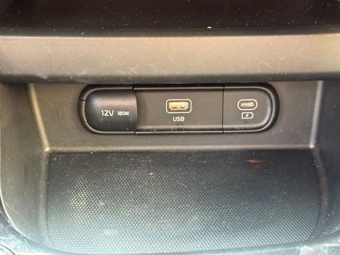 Certified 2024 Kia Seltos S FWD image 17