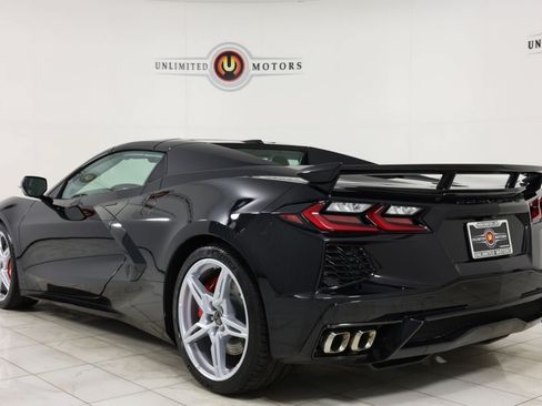 Used 2025 Chevrolet Corvette Stingray Premium Conv w/ Z51 Performance Package RWD image 39