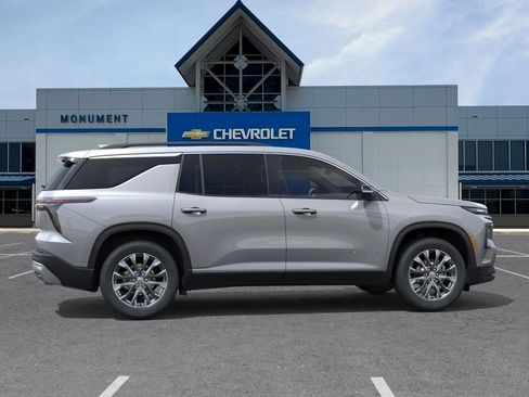 New 2026 Chevrolet Traverse LT image 5