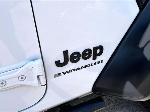 Used 2023 Jeep Wrangler Unlimited Sport AWD/4WD image 29