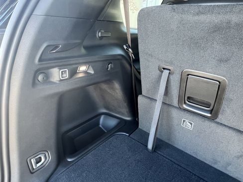 New 2025 Jeep Grand Cherokee L Altitude image 10