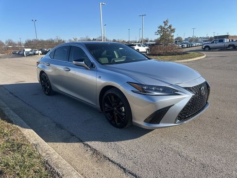 Used 2025 Lexus ES 350 w/ Accessory Package (Z2) image 2