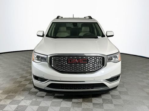 Used 2018 GMC Acadia Denali w/ Technology Package image 2