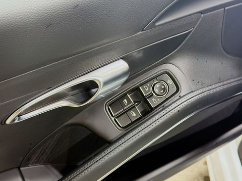 Used 2024 Porsche 718 Cayman image 21