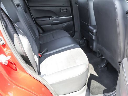 Used 2024 Mitsubishi Outlander Sport SE AWD/4WD image 31