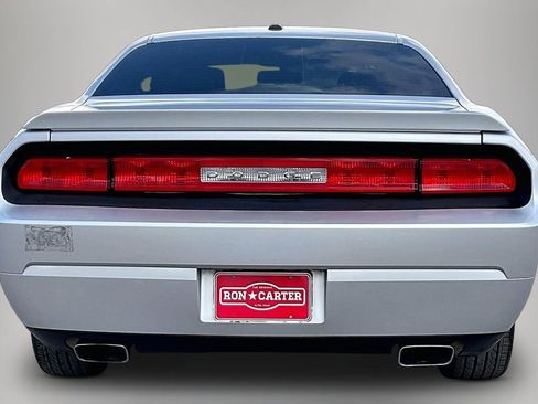 Used 2010 Dodge Challenger R/T image 6