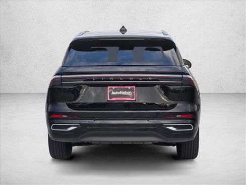 New 2026 Lincoln Nautilus Reserve image 6