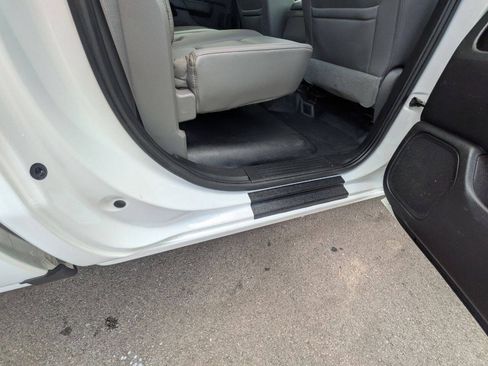 Used 2016 GMC Sierra 2500 4x4 Crew Cab w/ Sierra Convenience Package image 24