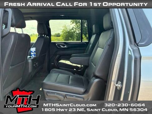 Used 2022 Chevrolet Suburban Z71 w/ Off-Road Capability Package AWD/4WD image 10