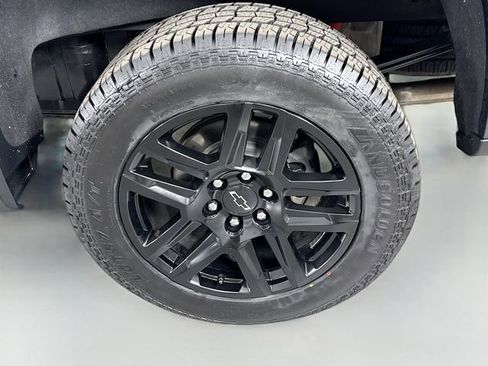 Used 2022 Chevrolet Silverado 1500 LT Trail Boss image 29